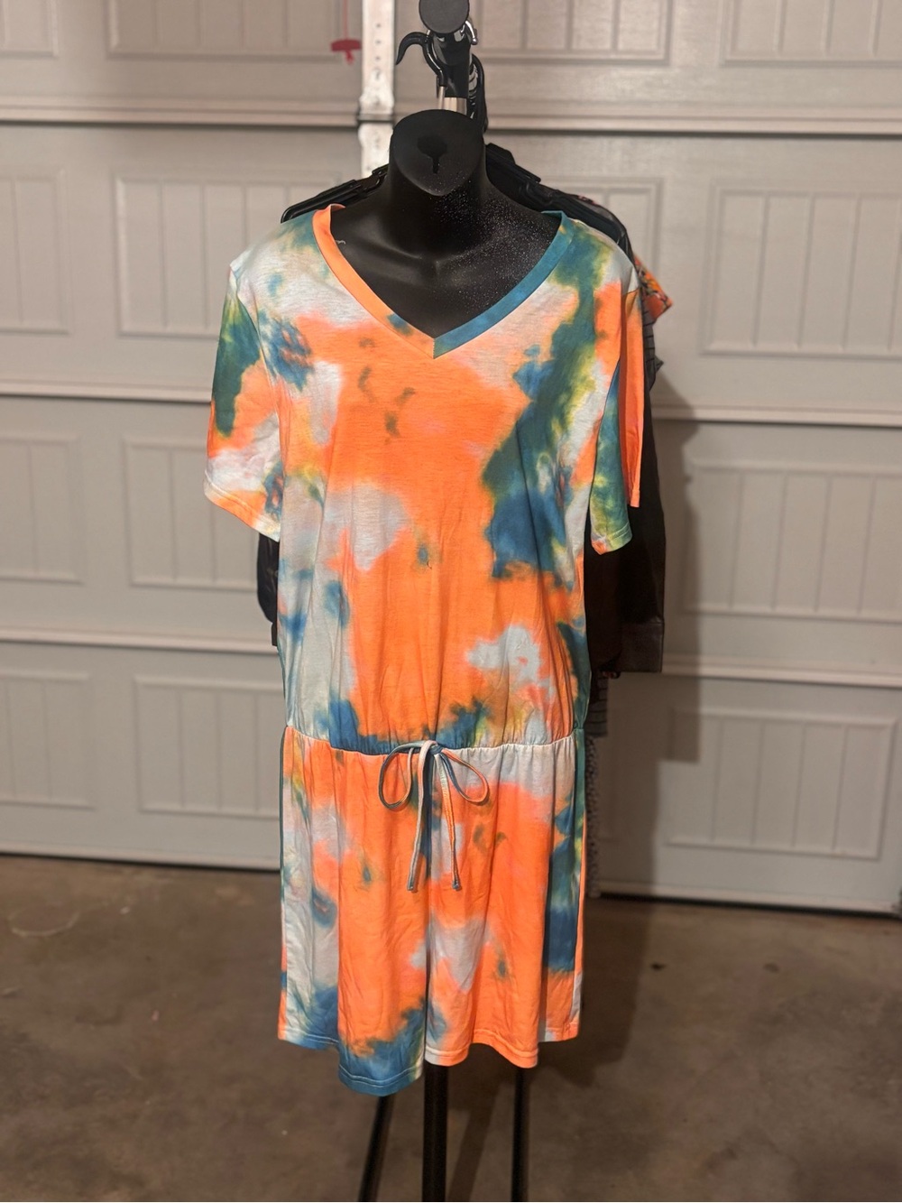 Tie-Dye V-Neck Short Sleeve Drawstring Dress in Orange and Blue